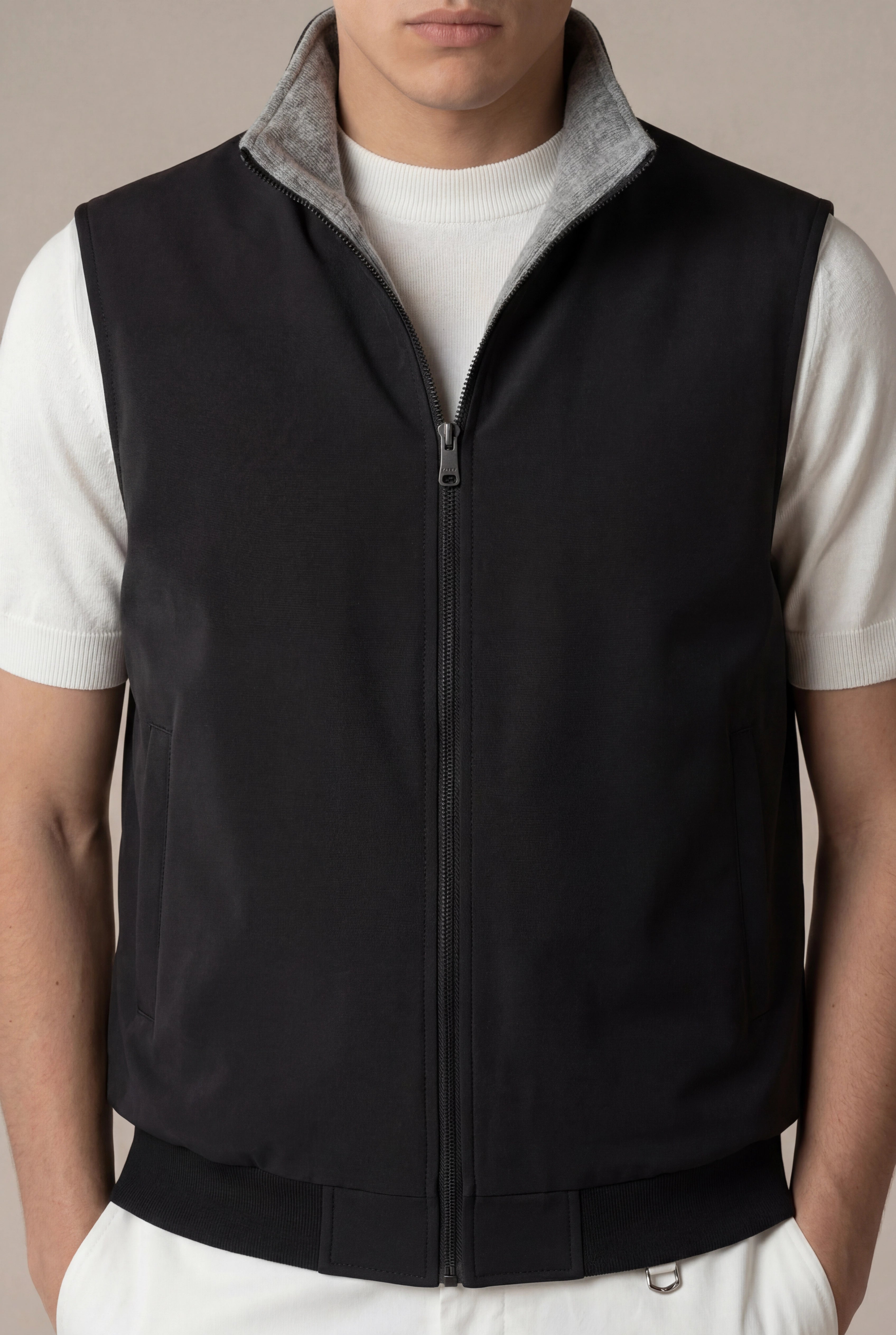 Widion City Onyx Body Warmer