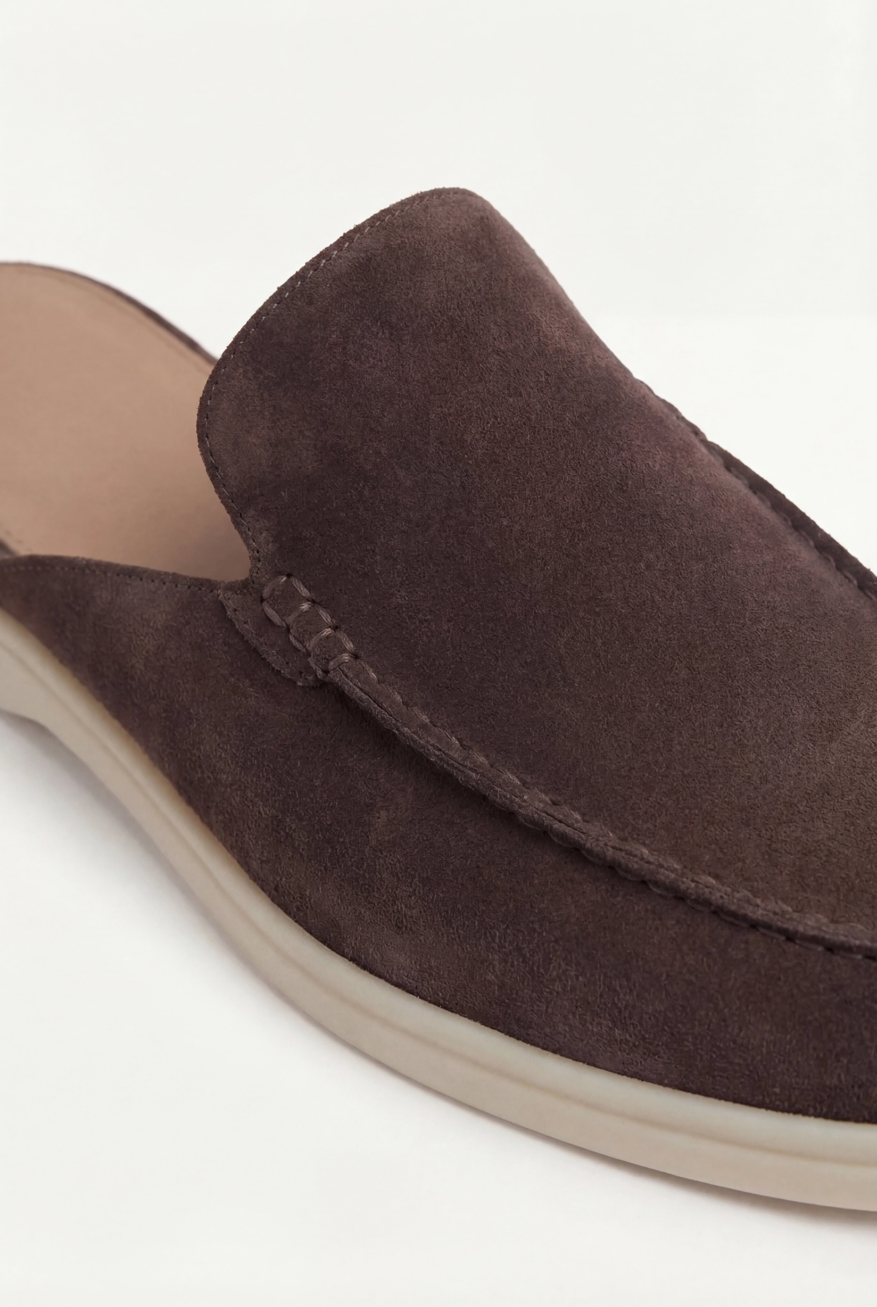 Brown Suède Yacht Mule