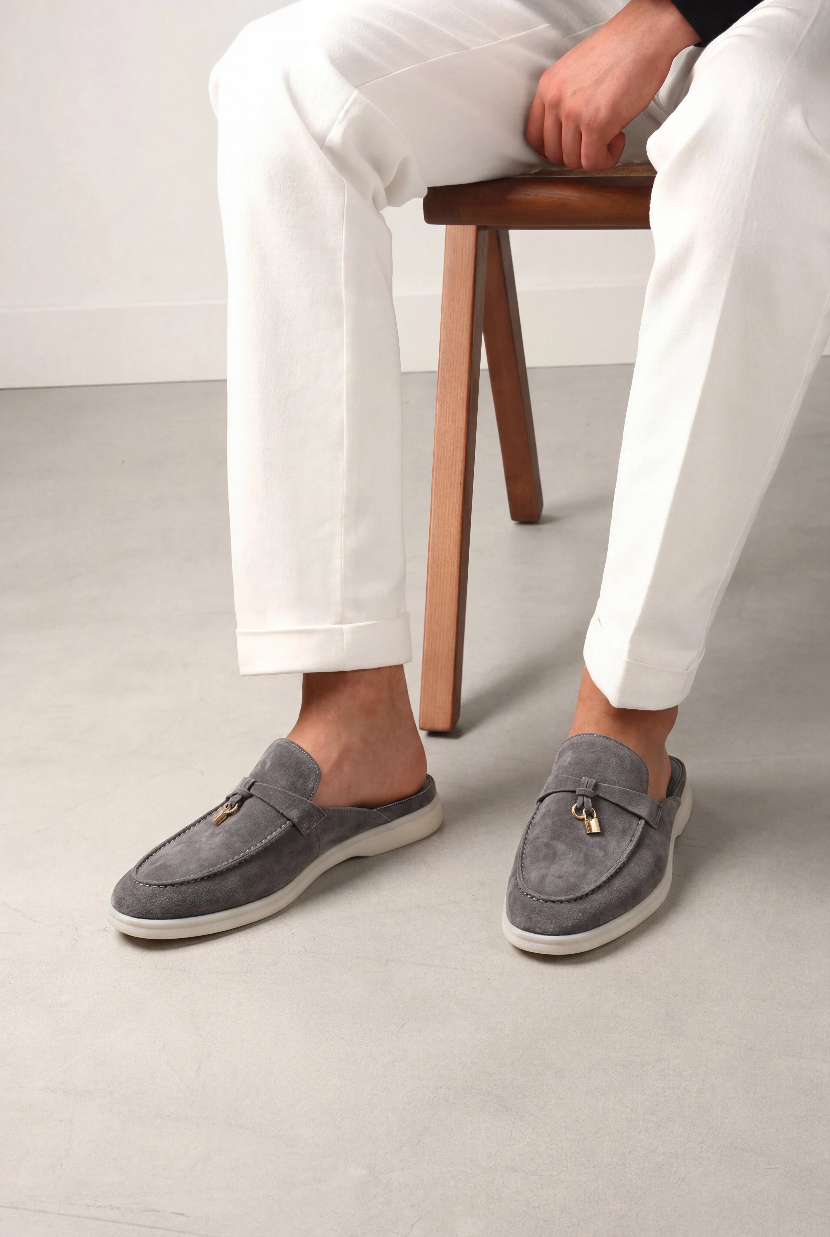 Suède Grey Explorer Mule