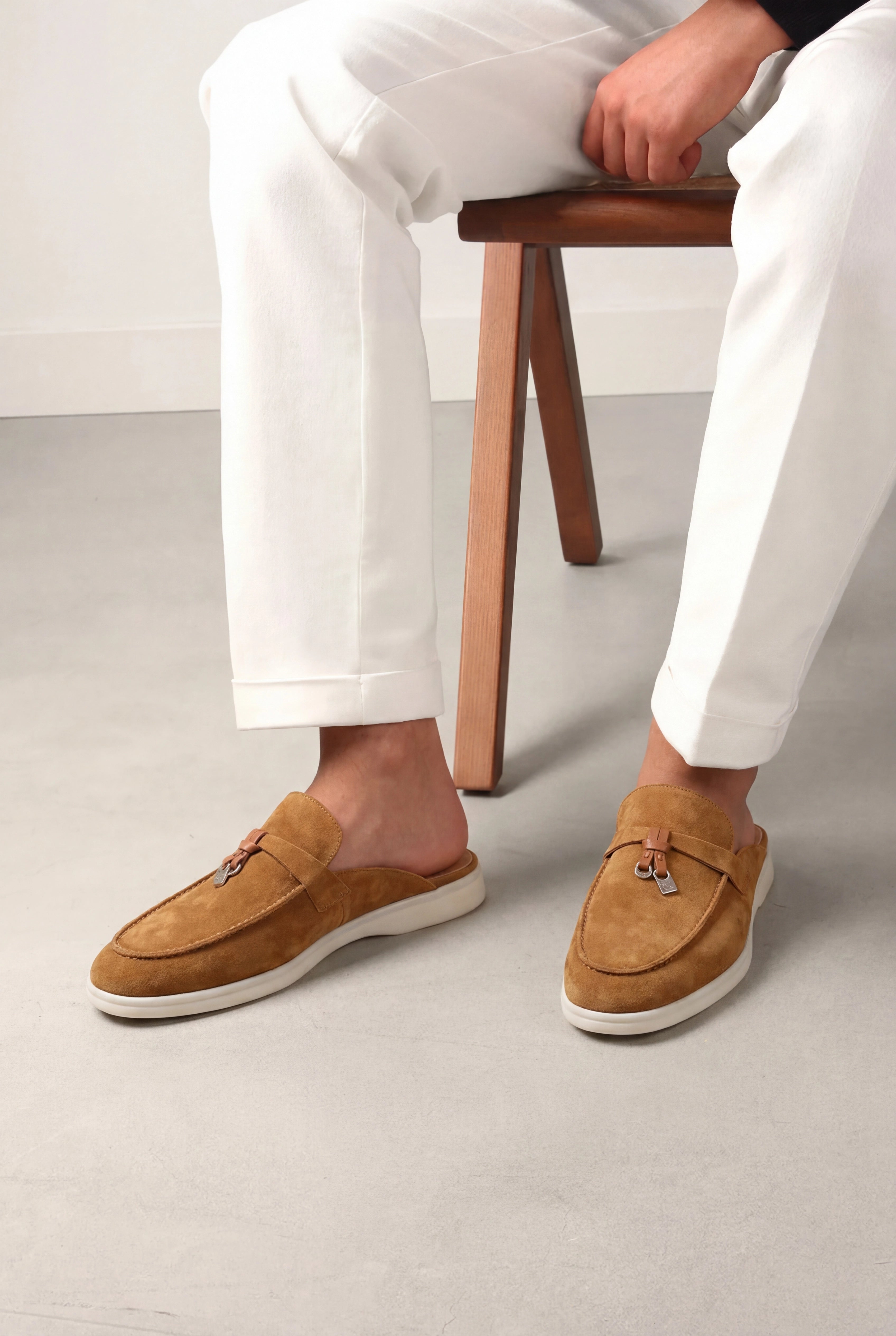 Suède Maroon Explorer Mule