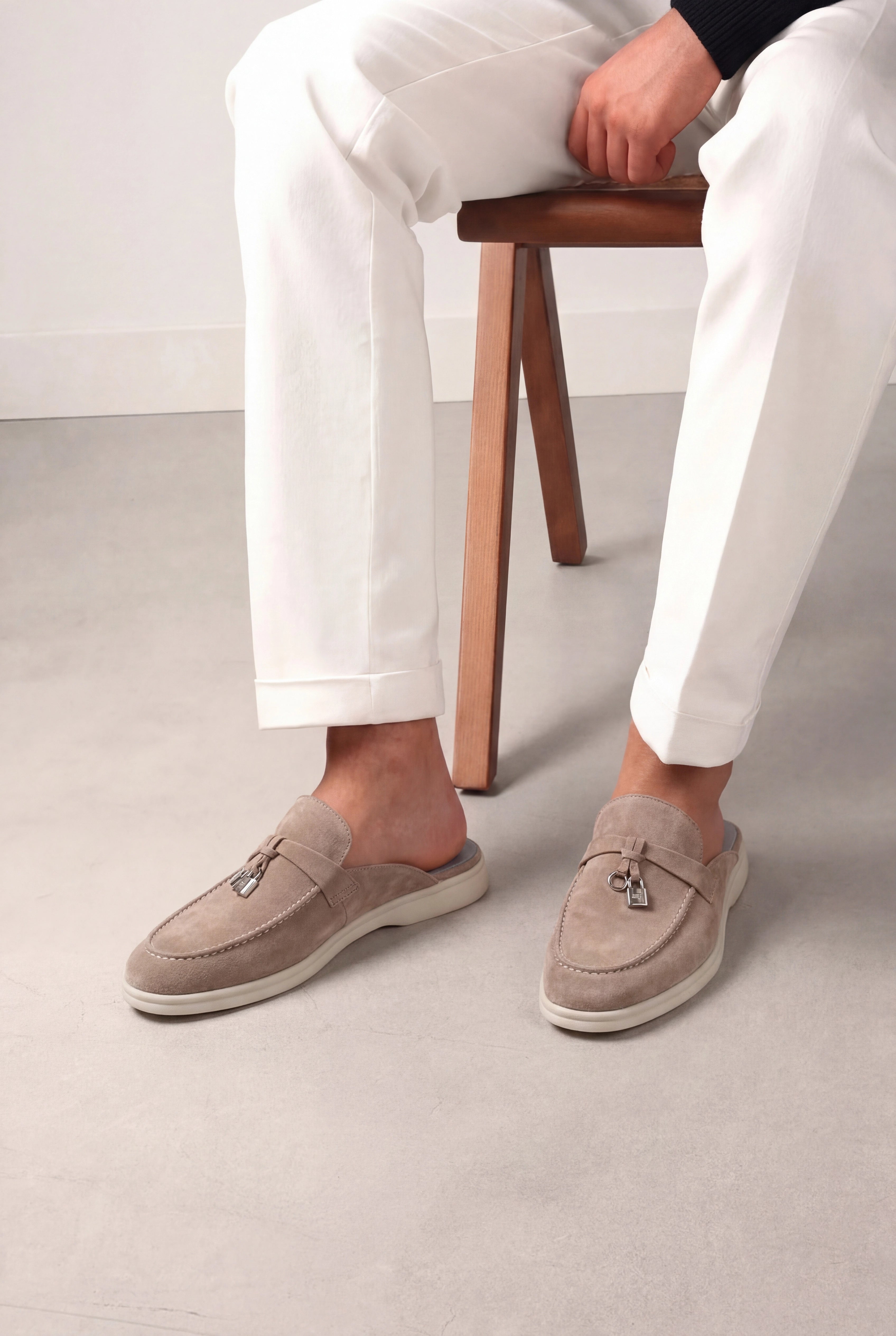 Suède Beige Explorer Mule
