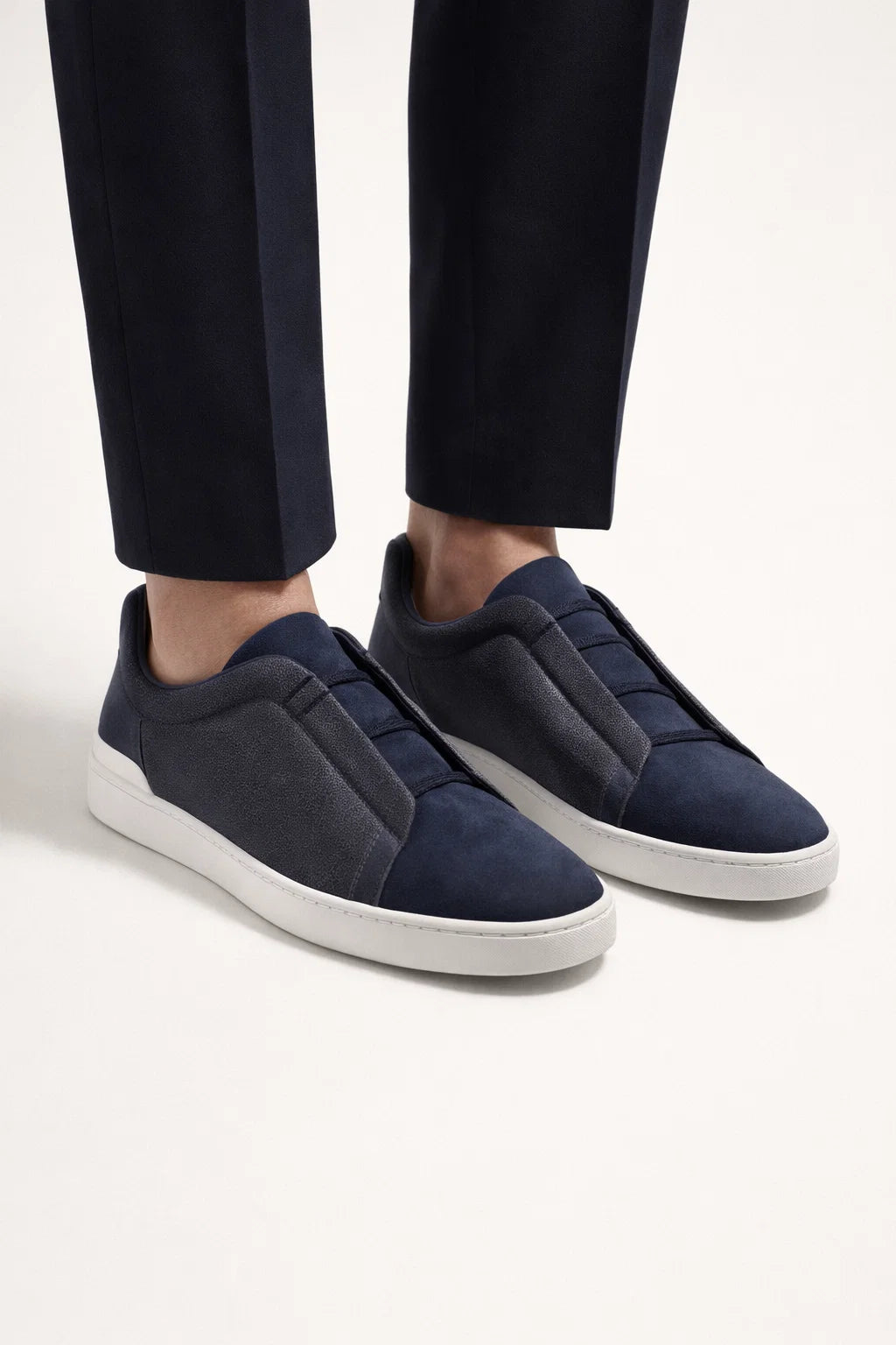 LORVANO™ Suede Sneaker – Deep Navy