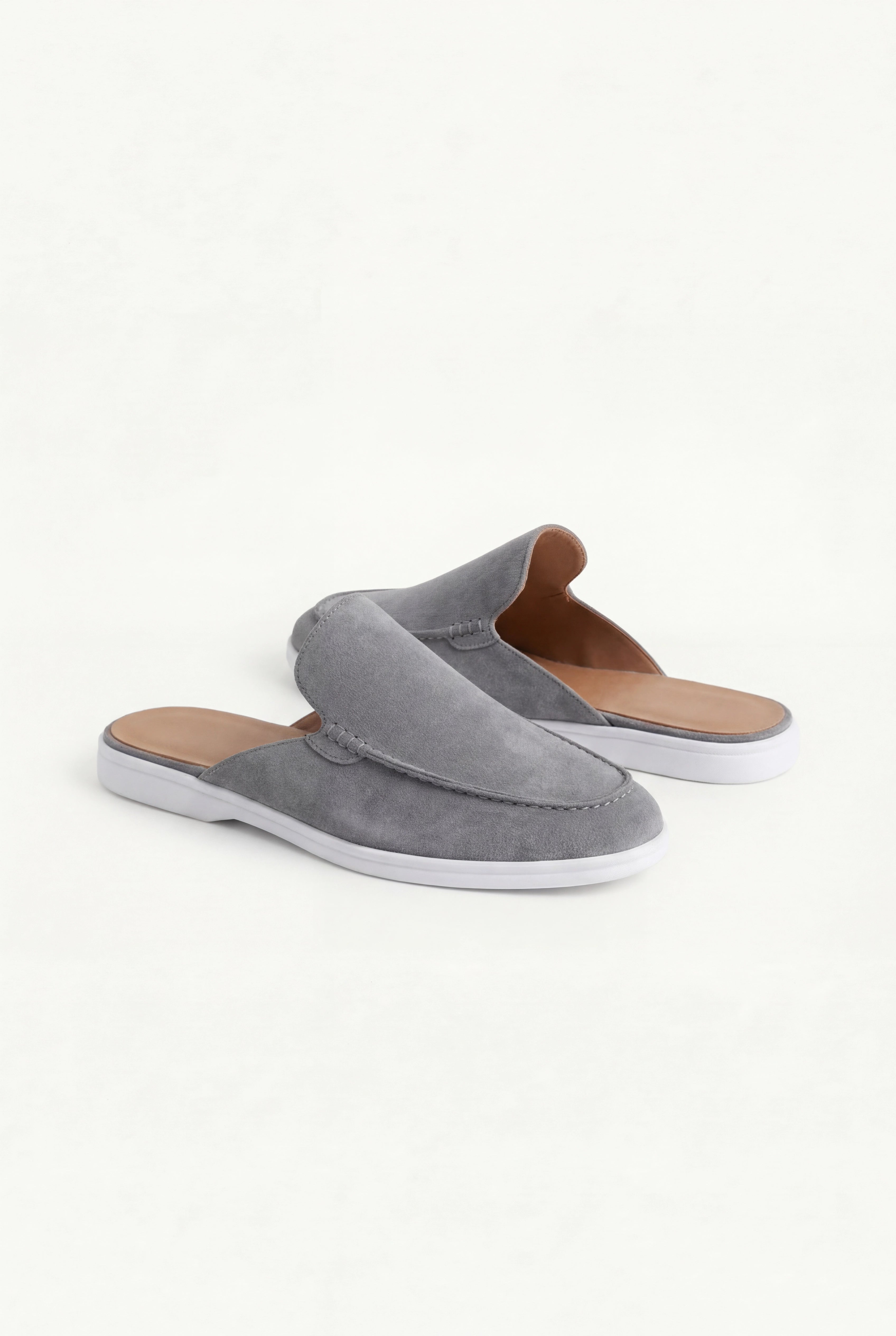 Grey Suède Yacht Mule