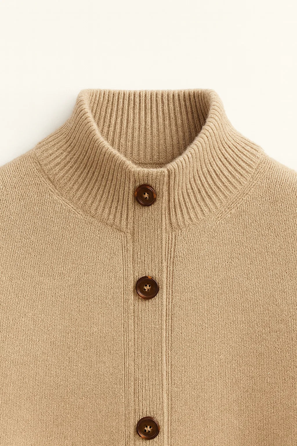 Cionelli Buttoned Cardigan Beige